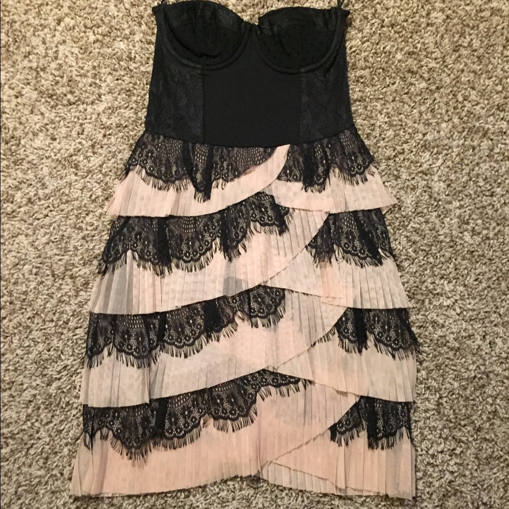 Strapless lace scalloped skirt dress